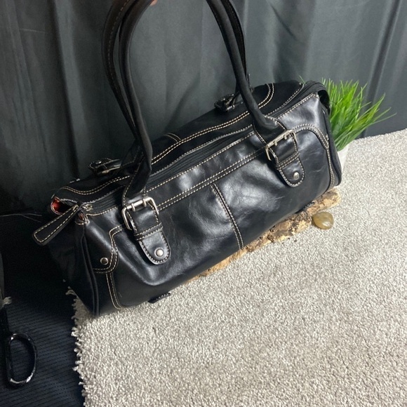 Emilie M Black Hobo Bag💕 - Picture 6 of 9